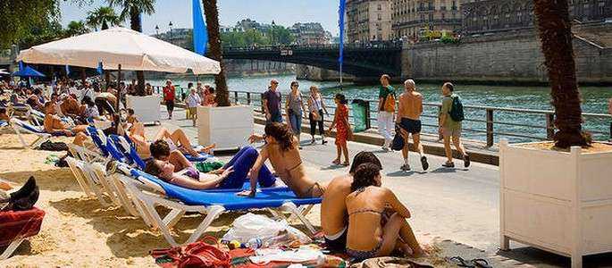 Travel trend: „Paris Plages” acaparează Europa!