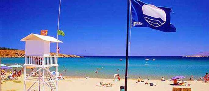 Distincţia „Blue Flag”, retrasă de pe 38 de plaje greceşti