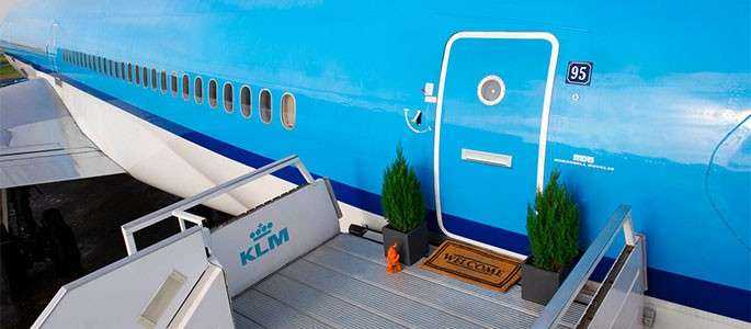 Airbnb anunță un parteneriat pe termen lung cu KLM